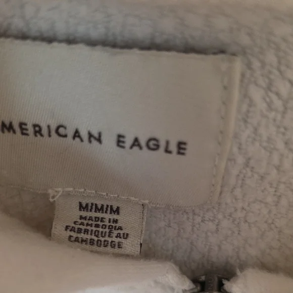 American Eagle Outfitters Soft White Hoodie With 3/4 Zip And Kangaroo Pouch - Picture 2 of 2